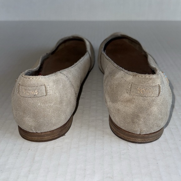 Toms Julie Light Taupe Almond Toe Suede Flats - Picture 8 of 11